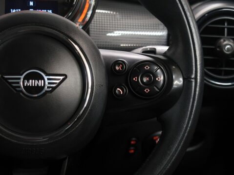 Mini Hatch 1.5 Cooper Classic Euro 6 (s/s) 5dr 51