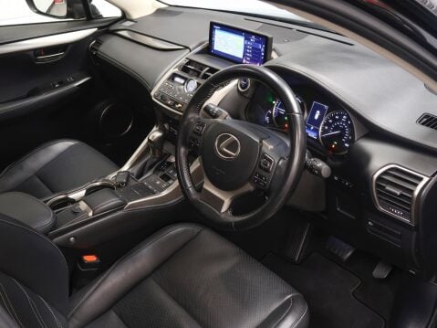 Lexus NX 2.5 300h Luxury E-CVT 4WD Euro 6 (s/s) 5dr 10