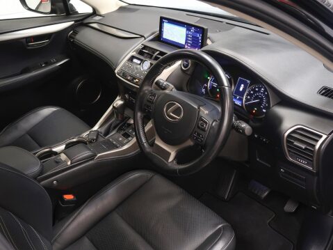 Lexus NX 2.5 300h Luxury E-CVT 4WD Euro 6 (s/s) 5dr 10