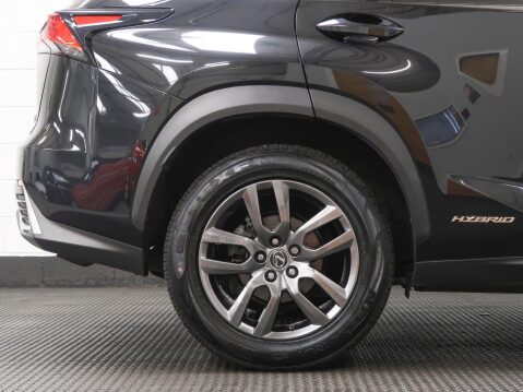 Lexus NX 2.5 300h Luxury E-CVT 4WD Euro 6 (s/s) 5dr 63