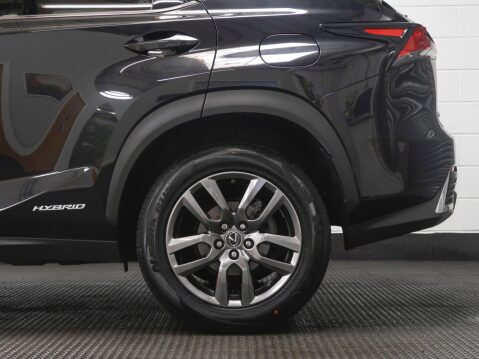 Lexus NX 2.5 300h Luxury E-CVT 4WD Euro 6 (s/s) 5dr 7
