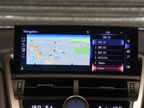 Lexus NX 2.5 300h Luxury E-CVT 4WD Euro 6 (s/s) 5dr 30
