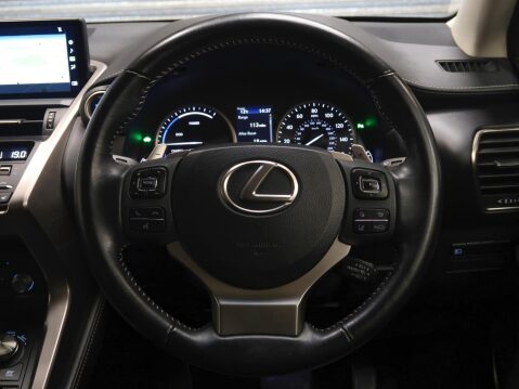 Lexus NX 2.5 300h Luxury E-CVT 4WD Euro 6 (s/s) 5dr 45