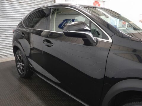 Lexus NX 2.5 300h Luxury E-CVT 4WD Euro 6 (s/s) 5dr 81
