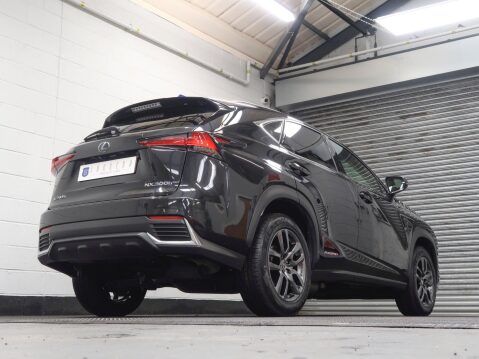 Lexus NX 2.5 300h Luxury E-CVT 4WD Euro 6 (s/s) 5dr 95