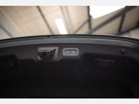 Volvo S90 2.0 D4 Inscription Pro Auto Euro 6 (s/s) 4dr 98