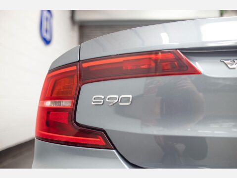 Volvo S90 2.0 D4 Inscription Pro Auto Euro 6 (s/s) 4dr 77