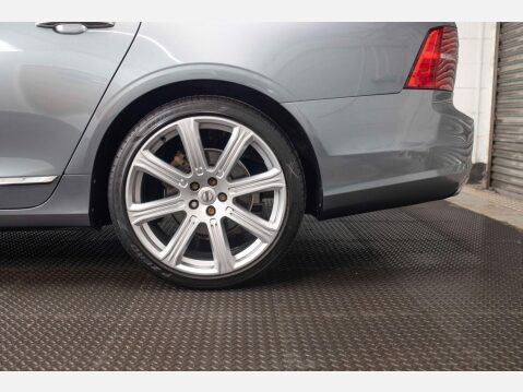 Volvo S90 2.0 D4 Inscription Pro Auto Euro 6 (s/s) 4dr 8