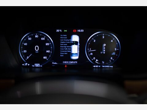 Volvo S90 2.0 D4 Inscription Pro Auto Euro 6 (s/s) 4dr 51