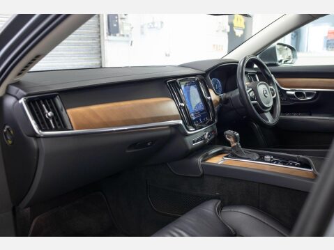 Volvo S90 2.0 D4 Inscription Pro Auto Euro 6 (s/s) 4dr 56