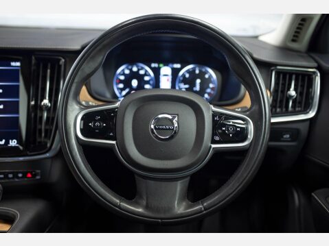 Volvo S90 2.0 D4 Inscription Pro Auto Euro 6 (s/s) 4dr 47