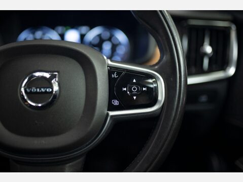 Volvo S90 2.0 D4 Inscription Pro Auto Euro 6 (s/s) 4dr 49
