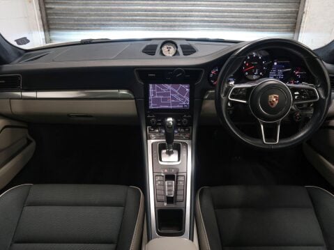 Porsche 911 3.0T 991 Carrera PDK Euro 6 (s/s) 2dr 32