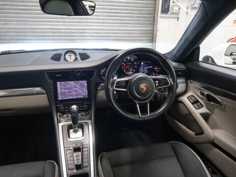 Porsche 911 3.0T 991 Carrera PDK Euro 6 (s/s) 2dr 44