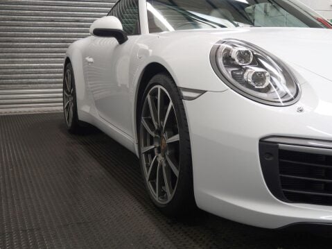Porsche 911 3.0T 991 Carrera PDK Euro 6 (s/s) 2dr 81