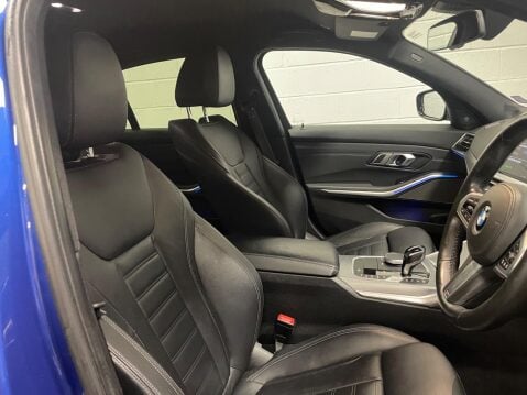 BMW 3 Series 2.0 320d M Sport Auto xDrive Euro 6 (s/s) 4dr 22