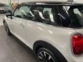 Mini Hatch 1.5 Cooper Exclusive Euro 6 (s/s) 3dr 69
