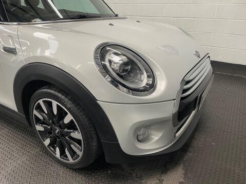 Mini Hatch 1.5 Cooper Exclusive Euro 6 (s/s) 3dr 65