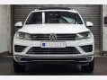 Volkswagen Touareg 3.0 TDI V6 BlueMotion Tech R-Line Tiptronic 4WD Euro 6 (s/s) 5dr 8