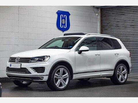 Volkswagen Touareg 3.0 TDI V6 BlueMotion Tech R-Line Tiptronic 4WD Euro 6 (s/s) 5dr 99