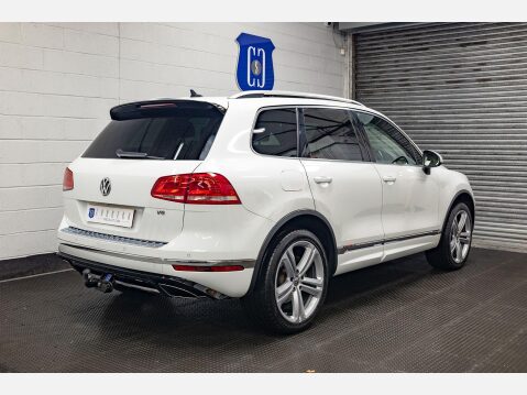 Volkswagen Touareg 3.0 TDI V6 BlueMotion Tech R-Line Tiptronic 4WD Euro 6 (s/s) 5dr 4