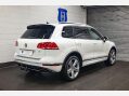 Volkswagen Touareg 3.0 TDI V6 BlueMotion Tech R-Line Tiptronic 4WD Euro 6 (s/s) 5dr 4