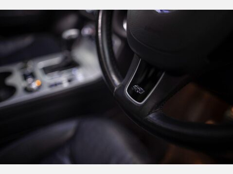 Volkswagen Touareg 3.0 TDI V6 BlueMotion Tech R-Line Tiptronic 4WD Euro 6 (s/s) 5dr 23