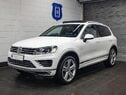 Volkswagen Touareg 3.0 TDI V6 BlueMotion Tech R-Line Tiptronic 4WD Euro 6 (s/s) 5dr