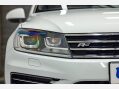 Volkswagen Touareg 3.0 TDI V6 BlueMotion Tech R-Line Tiptronic 4WD Euro 6 (s/s) 5dr 80