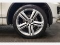 Volkswagen Touareg 3.0 TDI V6 BlueMotion Tech R-Line Tiptronic 4WD Euro 6 (s/s) 5dr 62