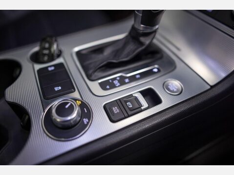 Volkswagen Touareg 3.0 TDI V6 BlueMotion Tech R-Line Tiptronic 4WD Euro 6 (s/s) 5dr 25