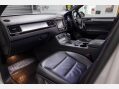 Volkswagen Touareg 3.0 TDI V6 BlueMotion Tech R-Line Tiptronic 4WD Euro 6 (s/s) 5dr 46