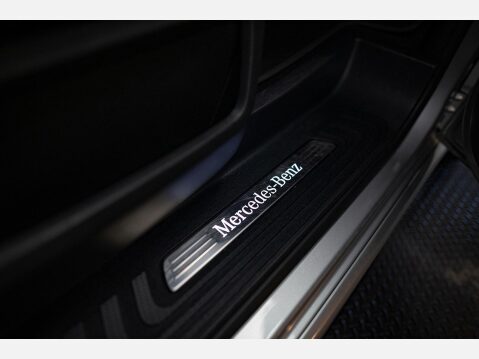 Mercedes-Benz V Class 2.0 V220d AMG Line G-Tronic+ Euro 6 (s/s) 5dr XLWB 30