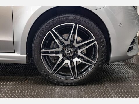 Mercedes-Benz V Class 2.0 V220d AMG Line G-Tronic+ Euro 6 (s/s) 5dr XLWB 70