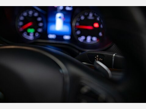 Mercedes-Benz V Class 2.0 V220d AMG Line G-Tronic+ Euro 6 (s/s) 5dr XLWB 20