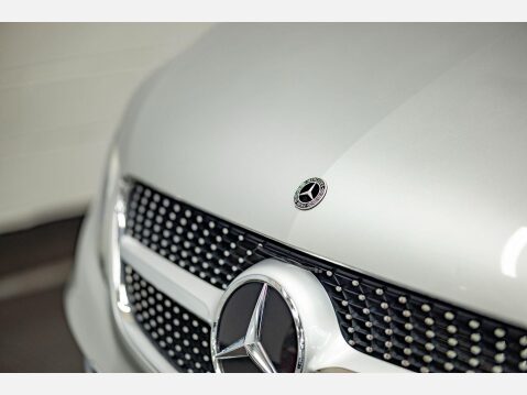 Mercedes-Benz V Class 2.0 V220d AMG Line G-Tronic+ Euro 6 (s/s) 5dr XLWB 84