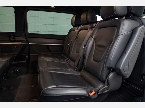 Mercedes-Benz V Class 2.0 V220d AMG Line G-Tronic+ Euro 6 (s/s) 5dr XLWB 33