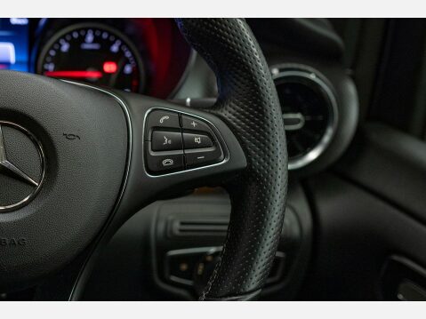 Mercedes-Benz V Class 2.0 V220d AMG Line G-Tronic+ Euro 6 (s/s) 5dr XLWB 52