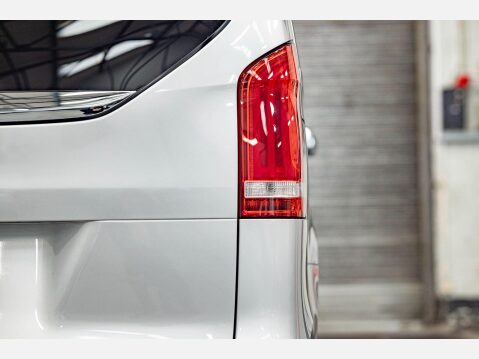 Mercedes-Benz V Class 2.0 V220d AMG Line G-Tronic+ Euro 6 (s/s) 5dr XLWB 73