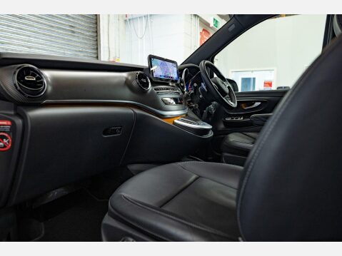 Mercedes-Benz V Class 2.0 V220d AMG Line G-Tronic+ Euro 6 (s/s) 5dr XLWB 58