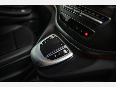 Mercedes-Benz V Class 2.0 V220d AMG Line G-Tronic+ Euro 6 (s/s) 5dr XLWB 25