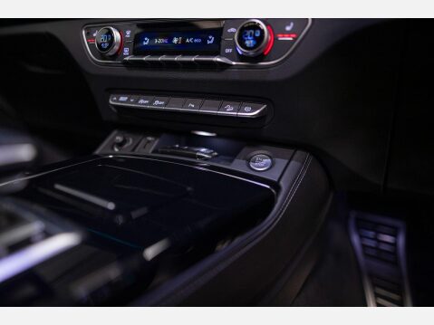 Audi Q5 2.0 TDI 40 Edition 1 Sportback S Tronic quattro Euro 6 (s/s) 5dr 24