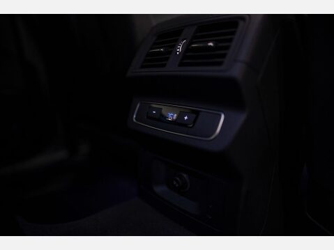 Audi Q5 2.0 TDI 40 Edition 1 Sportback S Tronic quattro Euro 6 (s/s) 5dr 37