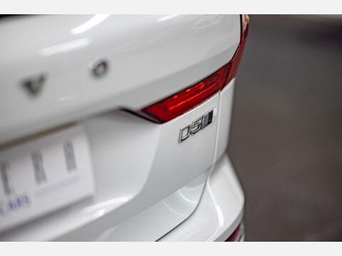 Volvo XC60 2.0 D5 PowerPulse Inscription Pro Auto AWD Euro 6 (s/s) 5dr 68