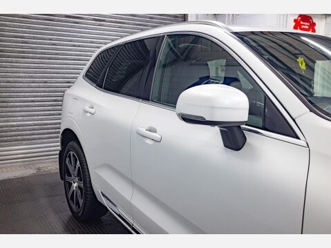 Volvo XC60 2.0 D5 PowerPulse Inscription Pro Auto AWD Euro 6 (s/s) 5dr 81