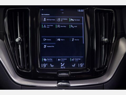 Volvo XC60 2.0 D5 PowerPulse Inscription Pro Auto AWD Euro 6 (s/s) 5dr 28