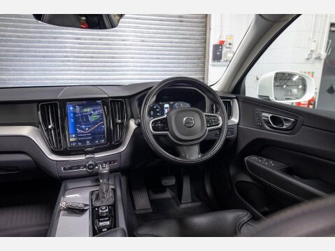 Volvo XC60 2.0 D5 PowerPulse Inscription Pro Auto AWD Euro 6 (s/s) 5dr 41
