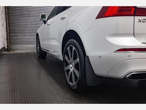 Volvo XC60 2.0 D5 PowerPulse Inscription Pro Auto AWD Euro 6 (s/s) 5dr 73