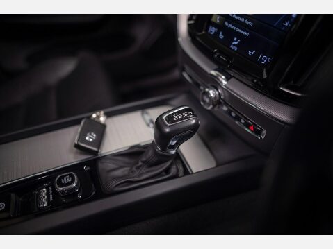 Volvo XC60 2.0 D5 PowerPulse Inscription Pro Auto AWD Euro 6 (s/s) 5dr 18