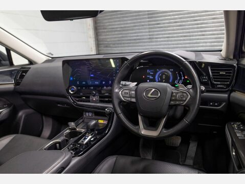 Lexus NX 2.5 350h E-CVT 4WD Euro 6 (s/s) 5dr 48